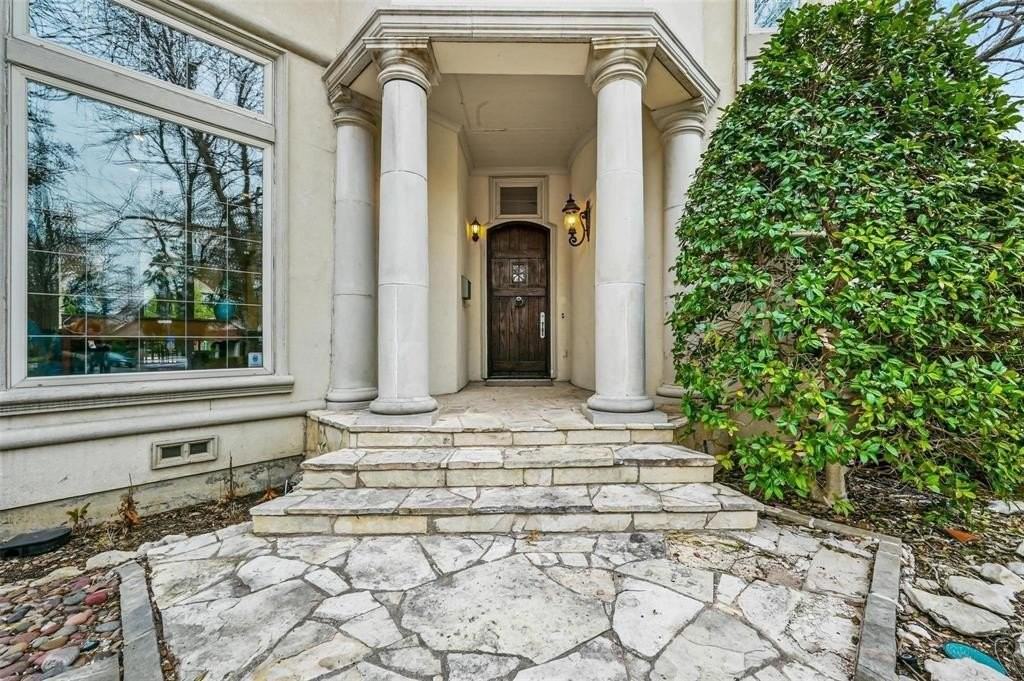 3320 Harvard Ave - Photo 2 of 33