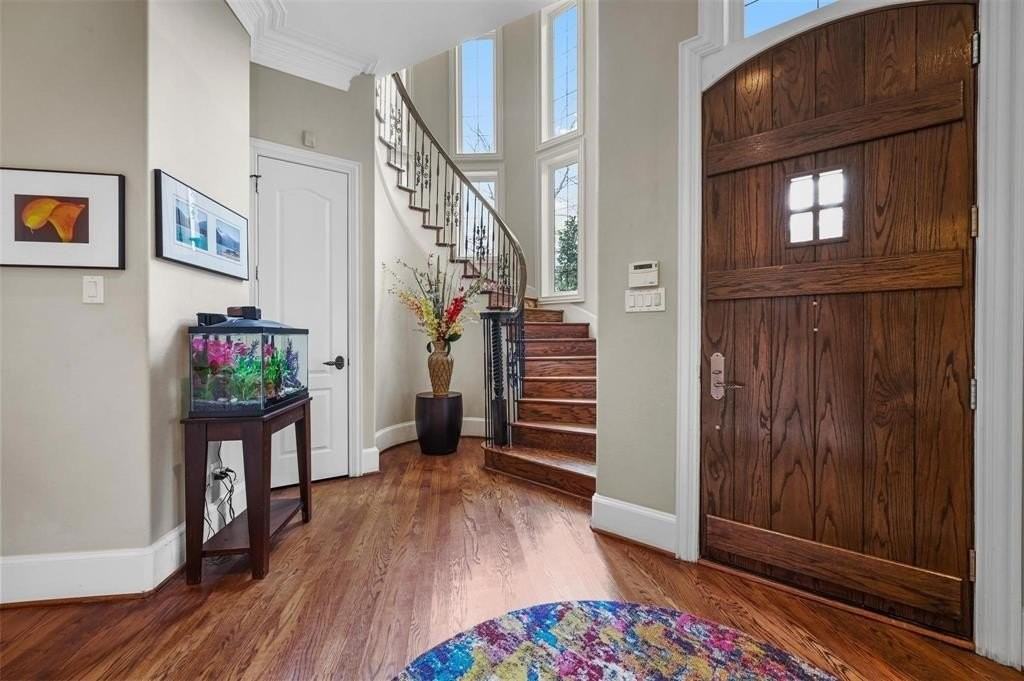 3320 Harvard Ave - Photo 4 of 33