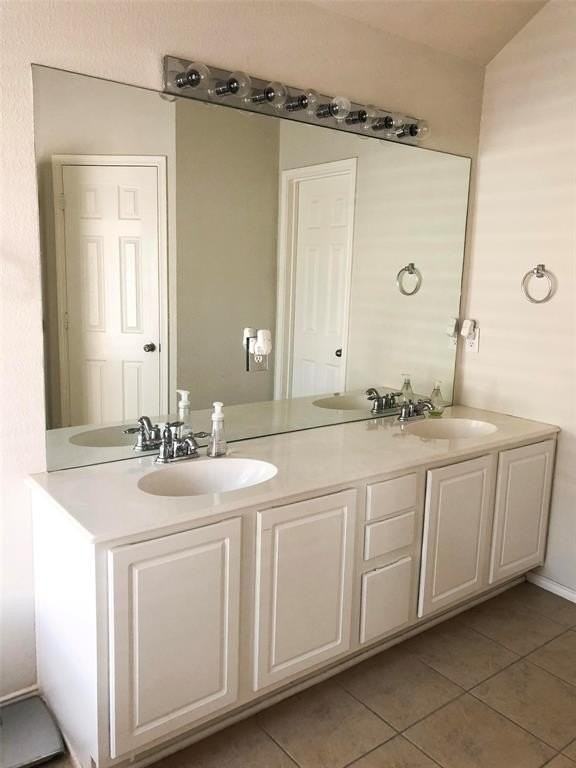 8300 Rayburn Ln - Photo 7 of 10