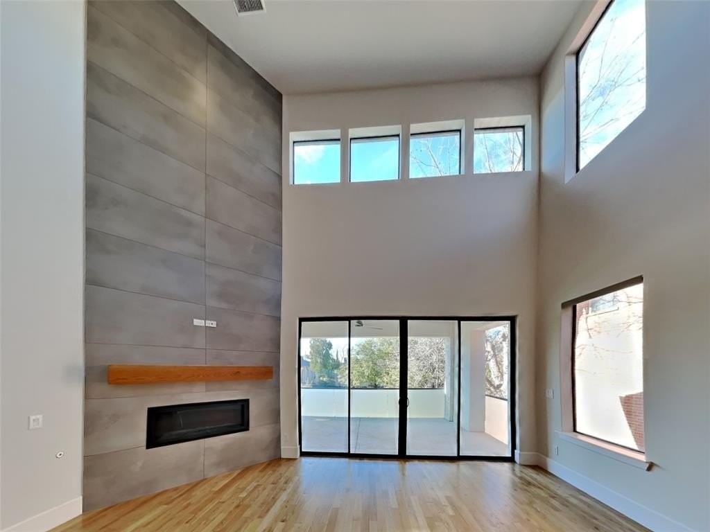 4218 Bowser Ave - Photo 3 of 36