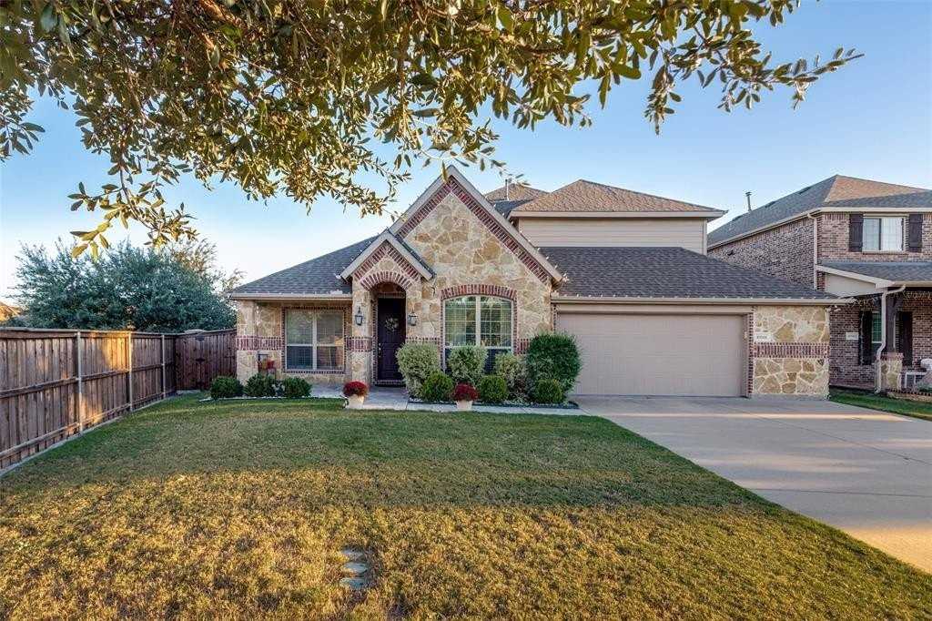 10501 Old Dawson Ct - Photo 3 of 36