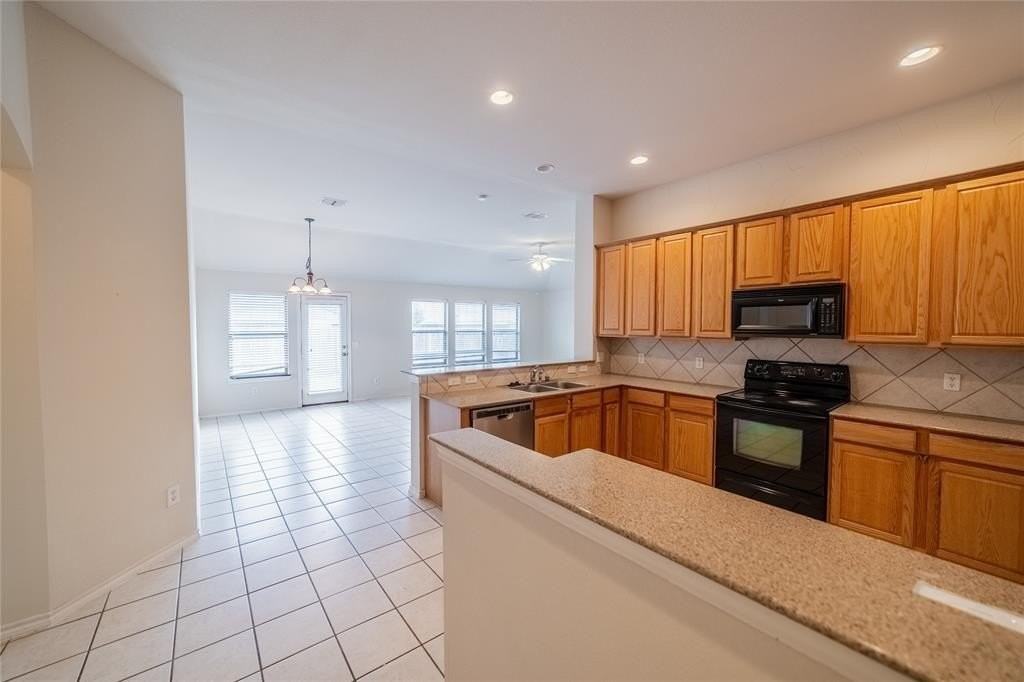 7509 Dalton Dr - Photo 7 of 22