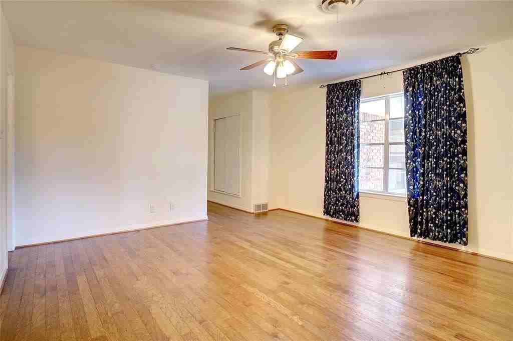 6348 Juneau Rd - Photo 5 of 19