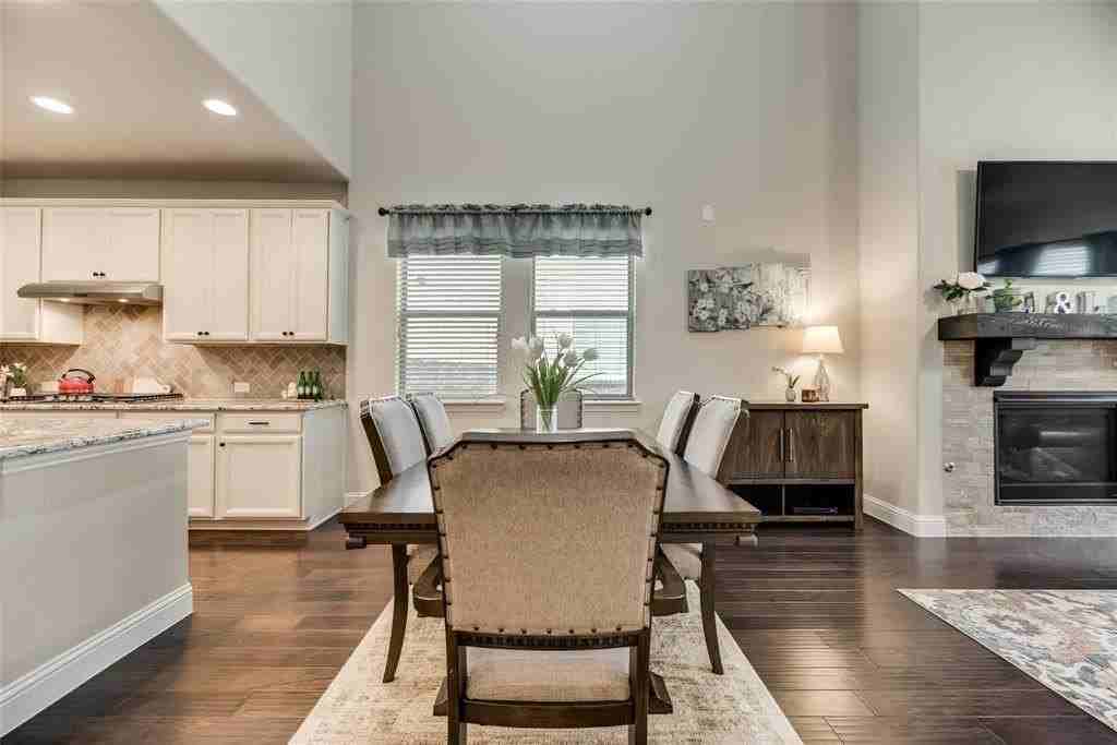 717 Callaway Dr - Photo 7 of 21