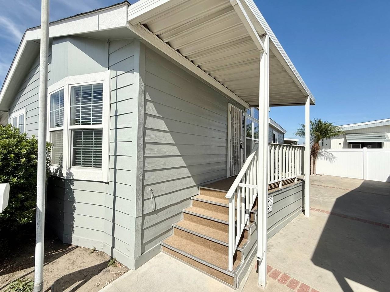 36 Maple Via - Photo 2 of 50