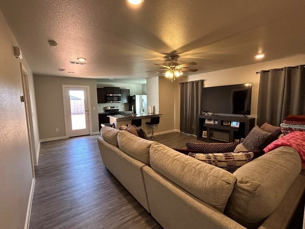 6202 Appaloosa Ln - Photo 2 of 8