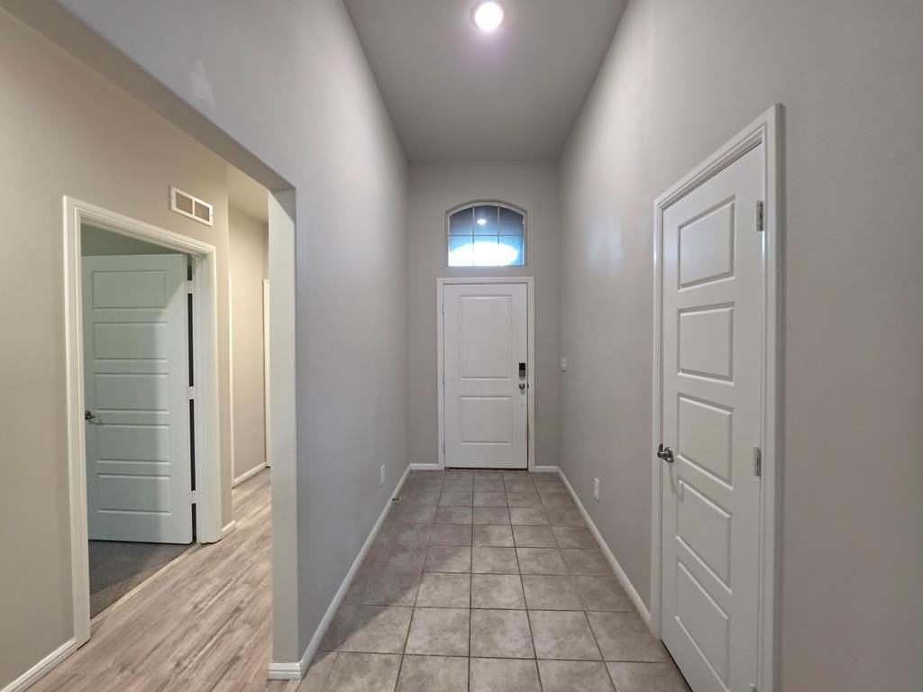 6308 Polo Grounds Ct - Photo 5 of 19