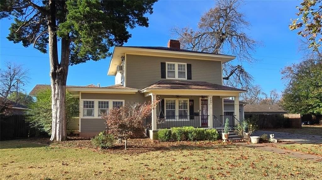 609 N Ash St - Photo 3 of 30