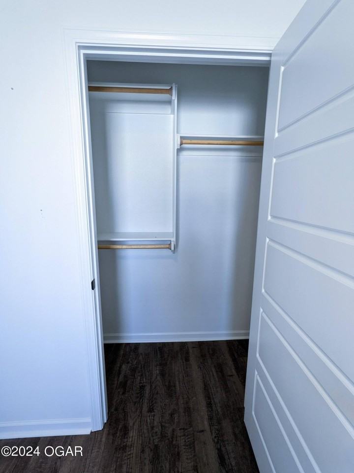 707 Short Leaf Ln - Photo 4 of 23