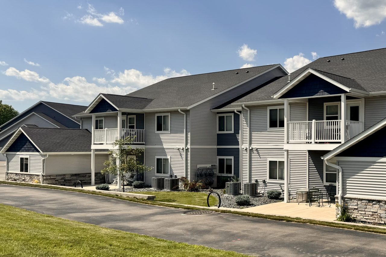 Peregrine Terrace - Photo 4 of 7