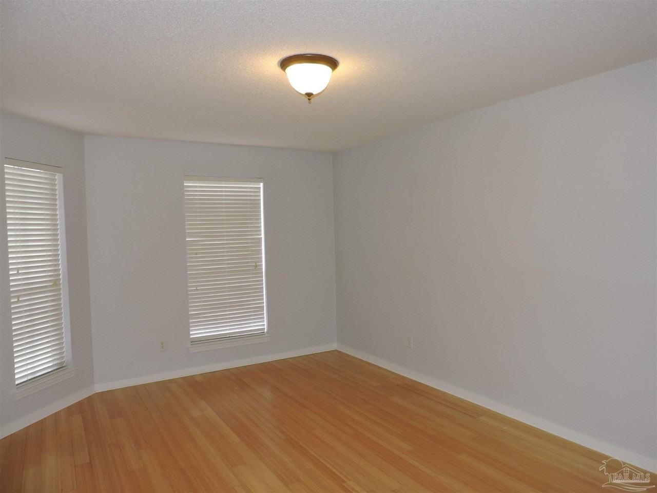 10931 Country Ostrich Dr - Photo 2 of 26