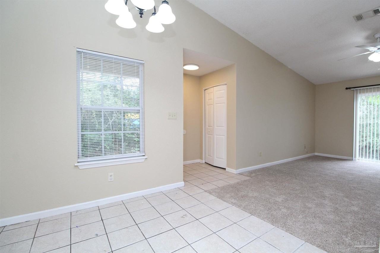 601 N 61st Ave Apt D - Photo 5 of 15