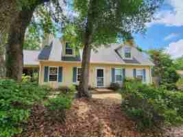 featured image of 4525 Baybrook Dr