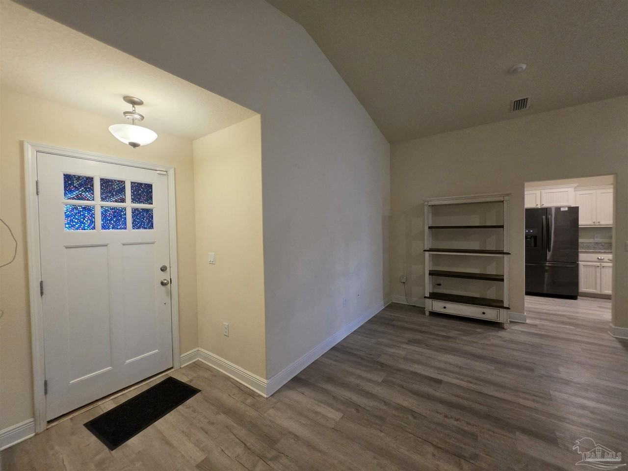 4411 Fiske St - Photo 7 of 28