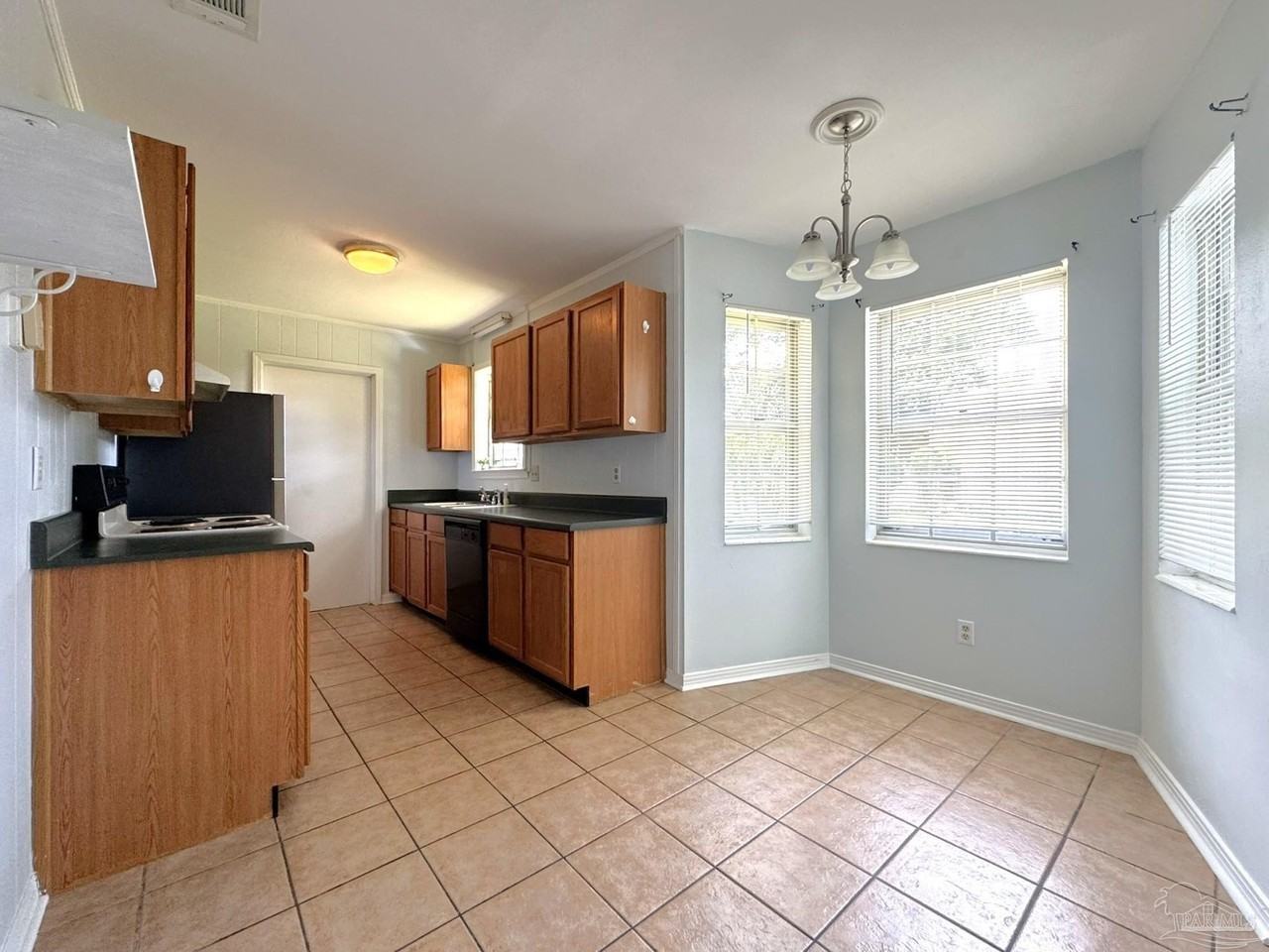 4168 Danamar Dr - Photo 5 of 12