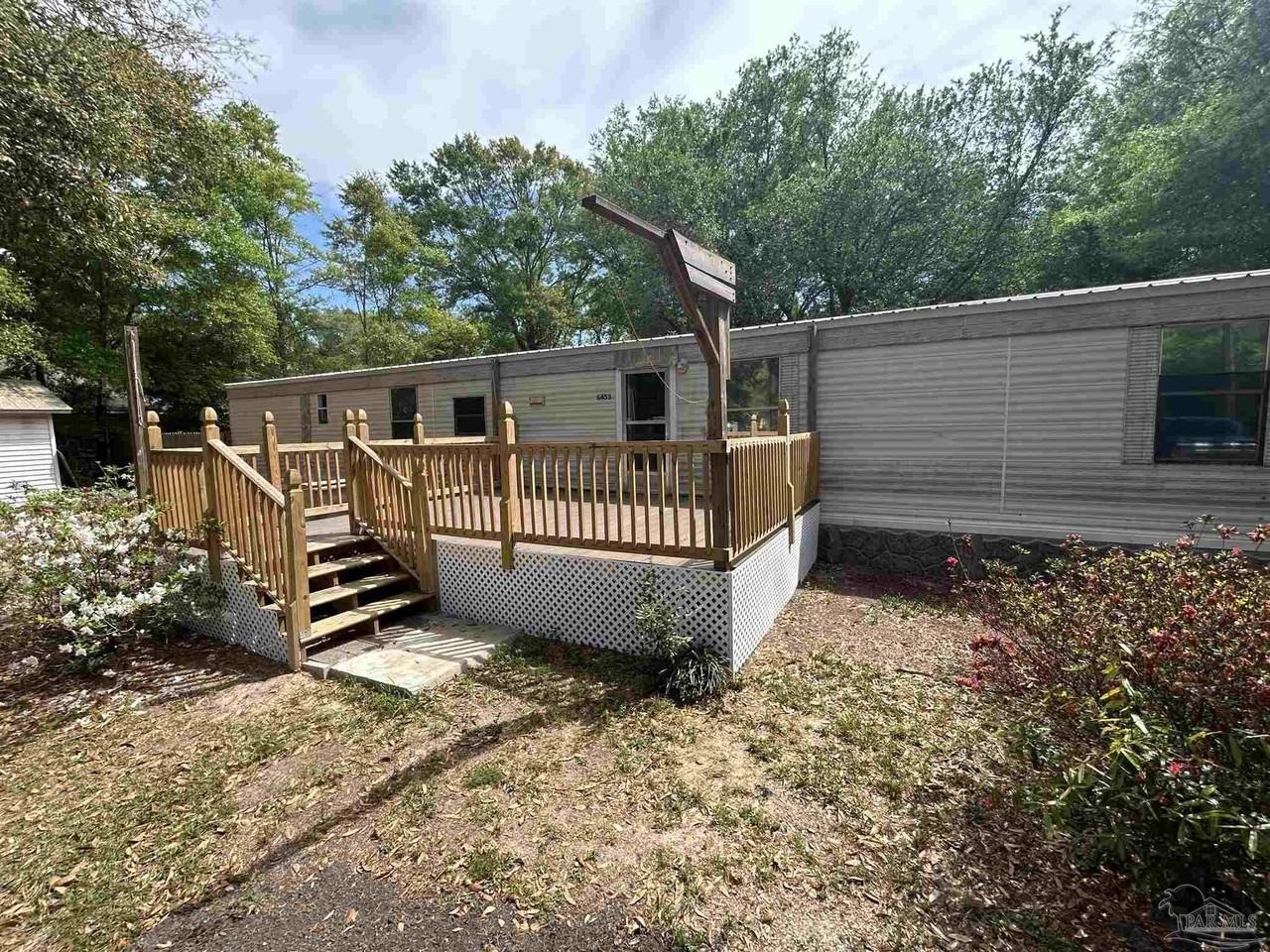 6453 Hunter St - Photo 2 of 10