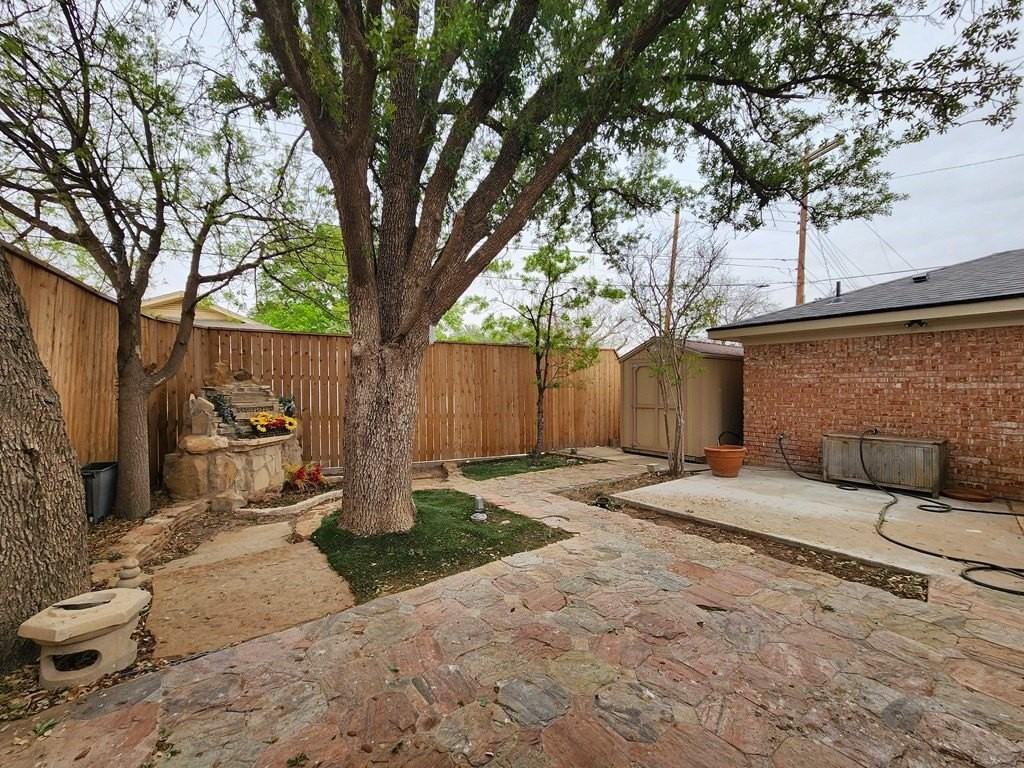 3300 Durant Dr - Photo 3 of 50