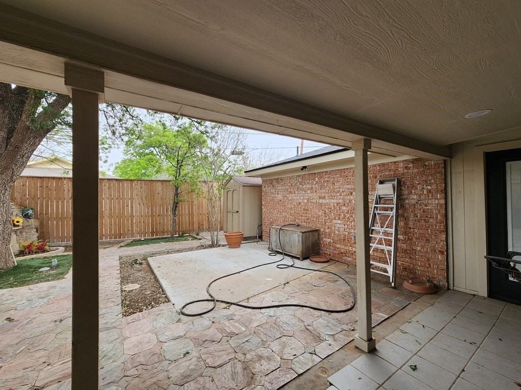 3300 Durant Dr - Photo 6 of 50