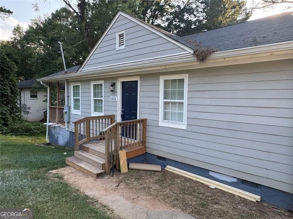 1431 Lorenzo Dr Sw - Photo 2 of 21