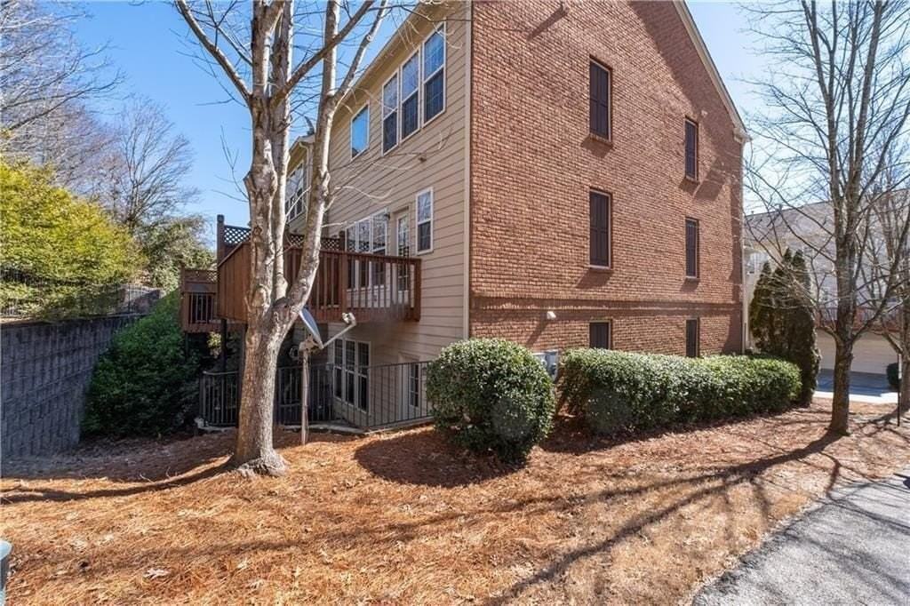 2117 Wylmoor Way Se - Photo 4 of 37