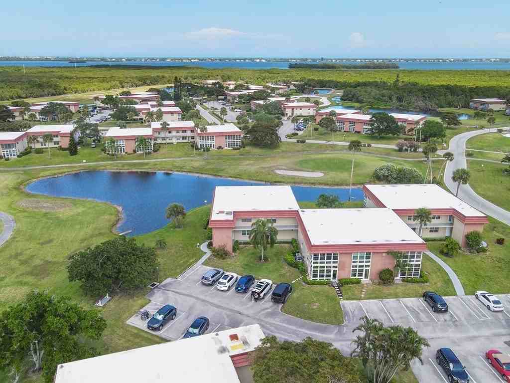 66 Woodland Dr Apt 106 - Photo 3 of 30