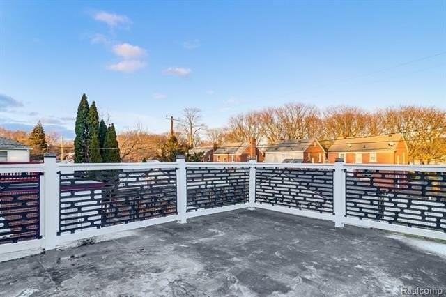 14010 Artesian St - Photo 2 of 26