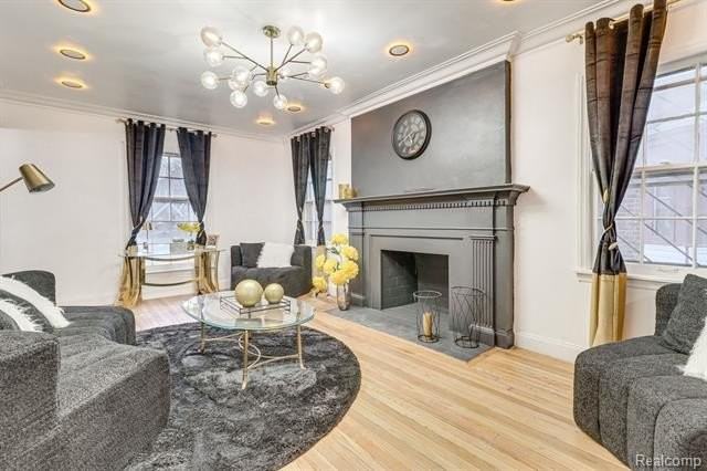 14010 Artesian St - Photo 6 of 26