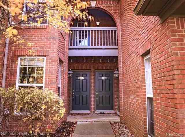 28414 Carlton Way Dr - Photo 2 of 37