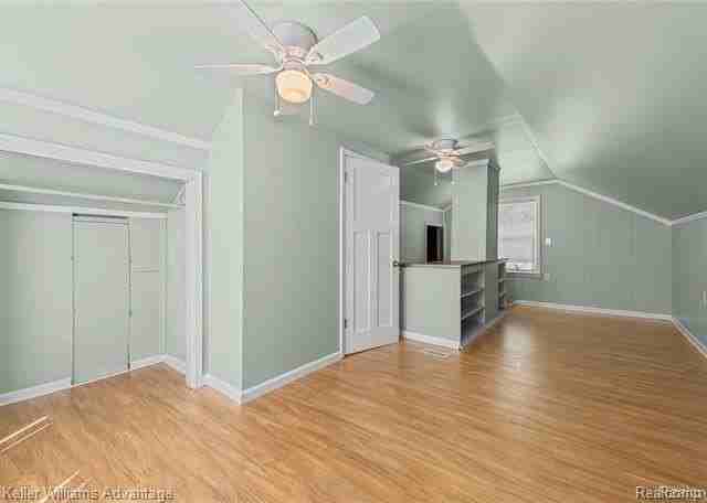 19941 Biltmore St - Photo 2 of 10