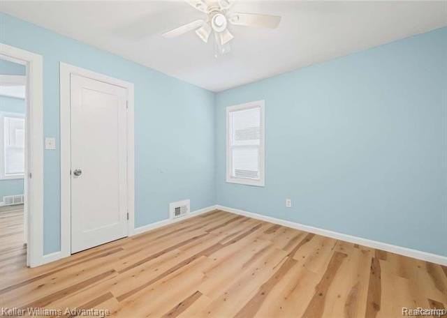 19941 Biltmore St - Photo 4 of 10