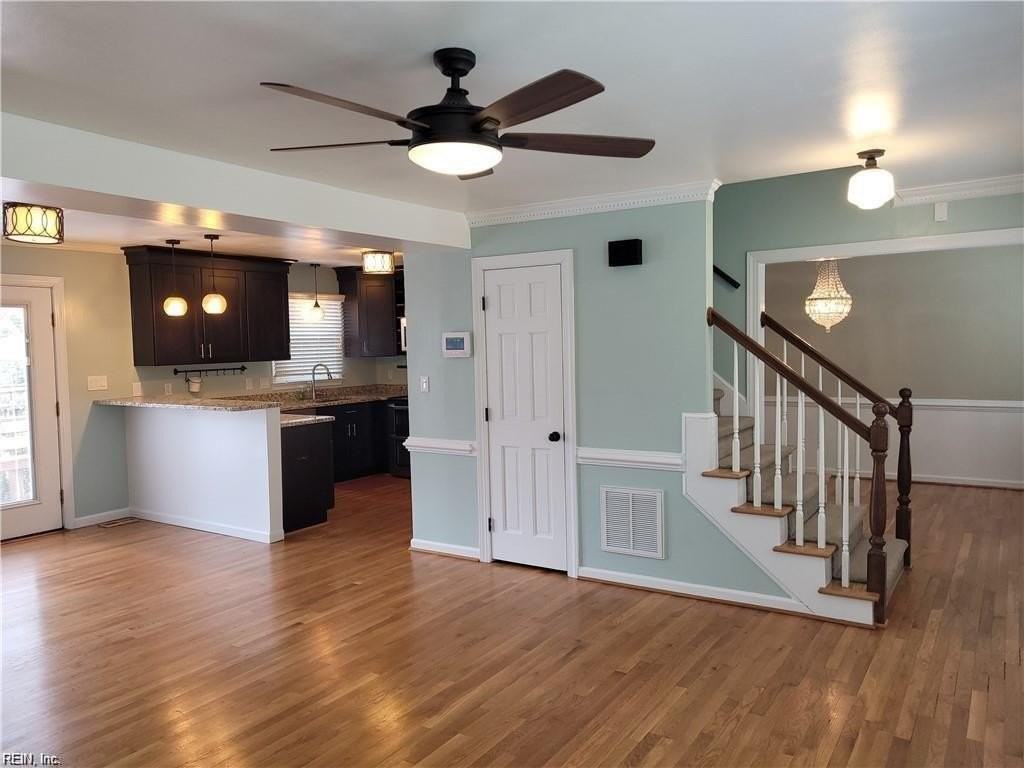 6128 Wythe Pl - Photo 7 of 41