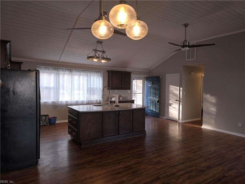 4563 Shoshone Ct - Photo 5 of 28