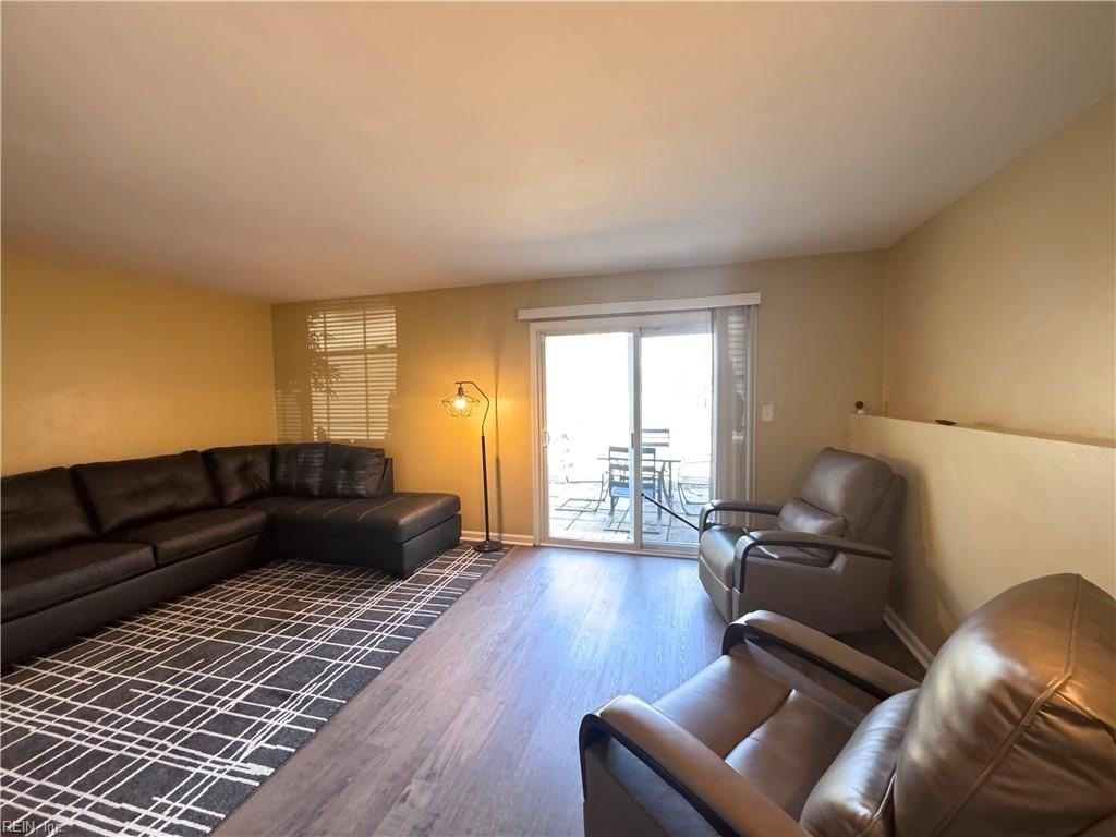 2638 King Ct - Photo 2 of 35