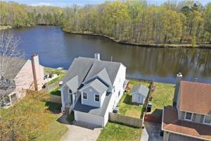 featured image of 1721 Chestwood Dr