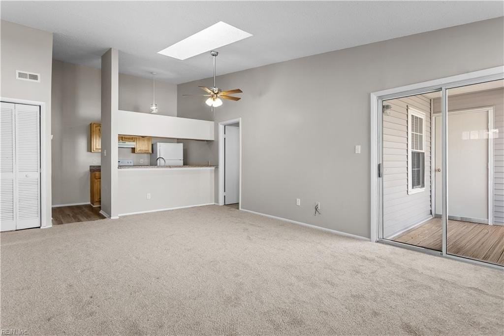 503 Peak Ct - Photo 2 of 10