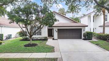 featured image of 981 Delray Lakes Dr