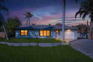 1672 Sw Schleicher Ln - Photo 1 of 1