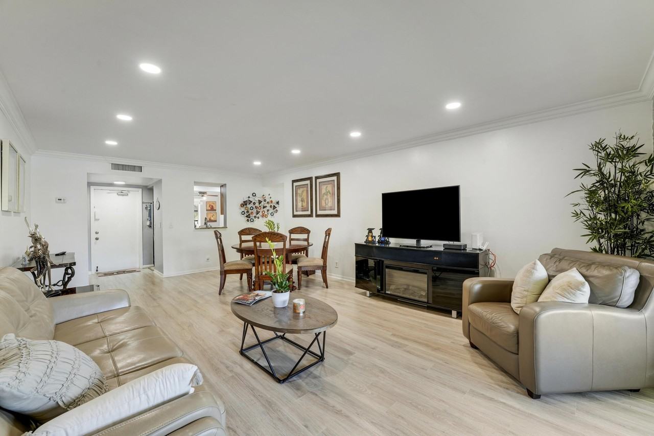 14849 Cumberland Dr Unit 2070 - Photo 5 of 27