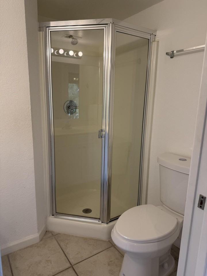 8201 Thames Blvd #C - Photo 6 of 7