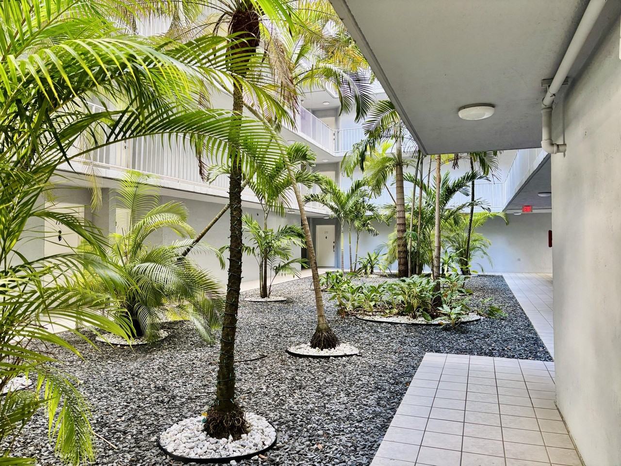 8201 Nw 8th St Unit 1-509 - Photo 4 of 28