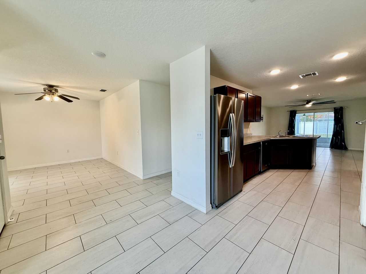 949 Sw Fisherman Ave - Photo 3 of 26