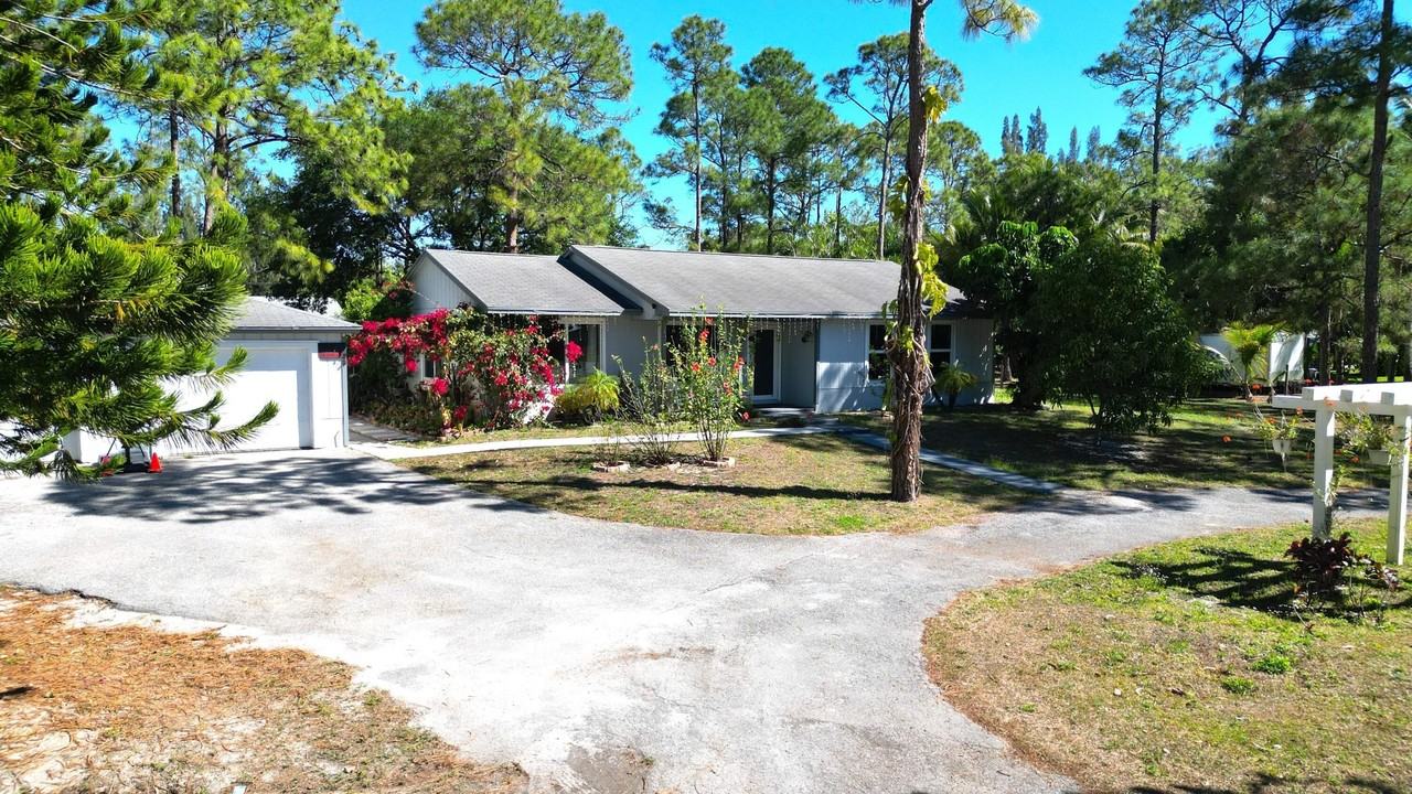 13619 57th Pl N - Photo 3 of 50