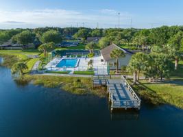 featured image of 4041 Nw Cinnamon Tree Cir