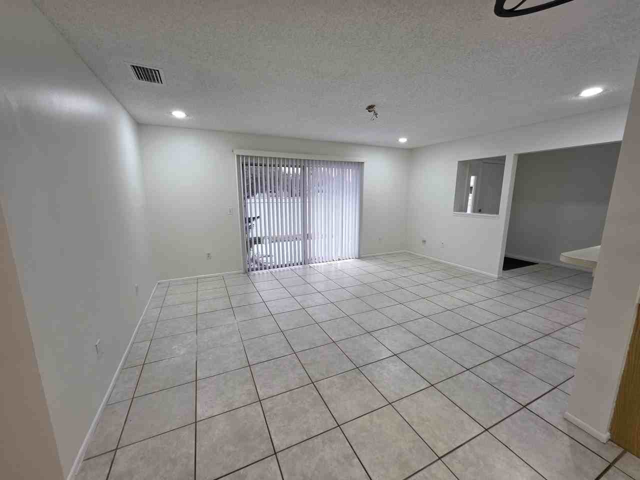 4041 Nw Cinnamon Tree Cir - Photo 4 of 16