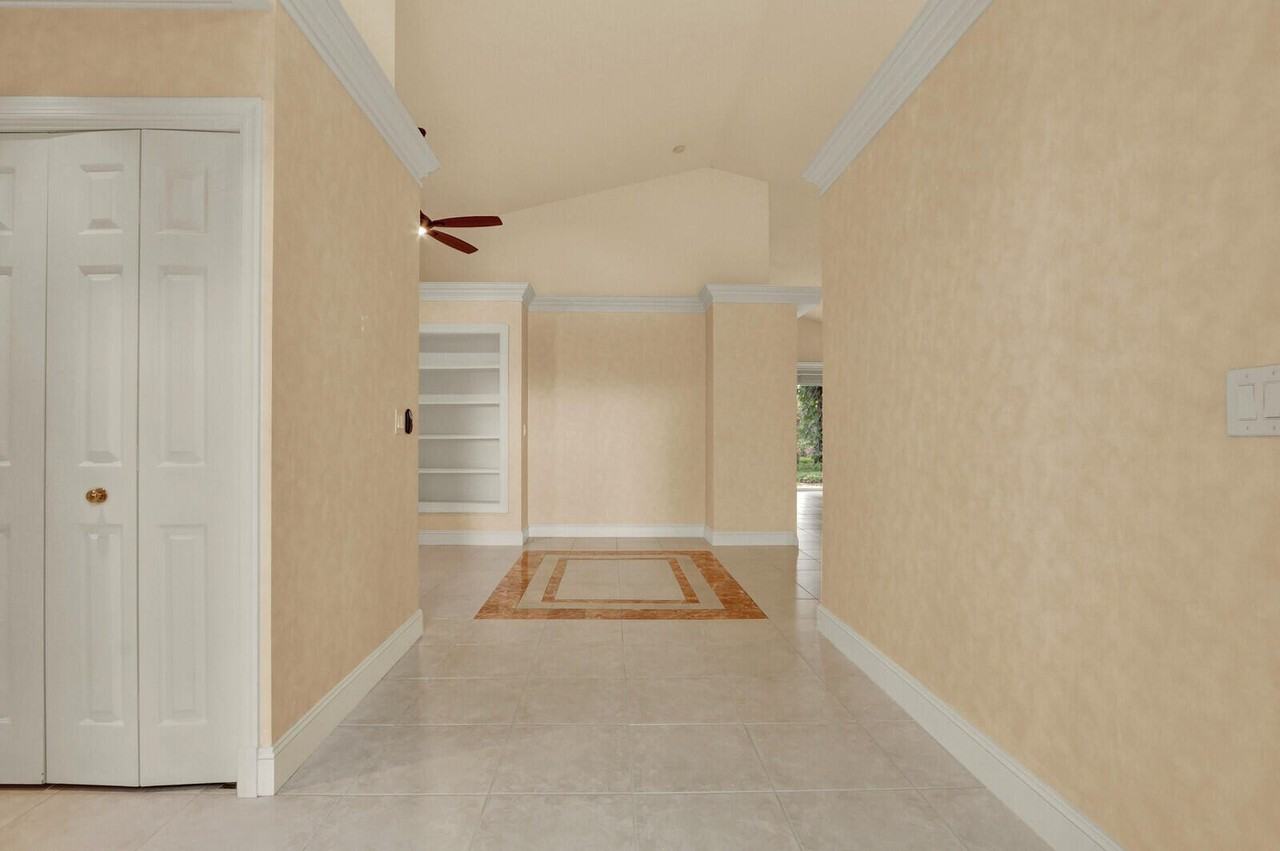 12751 Touchstone Pl - Photo 5 of 32