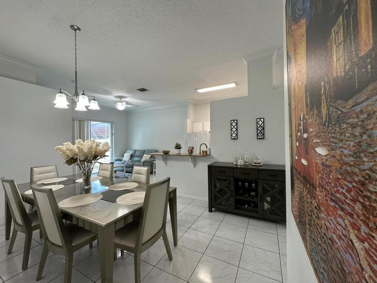 717 Lake Wellington Dr - Photo 6 of 15