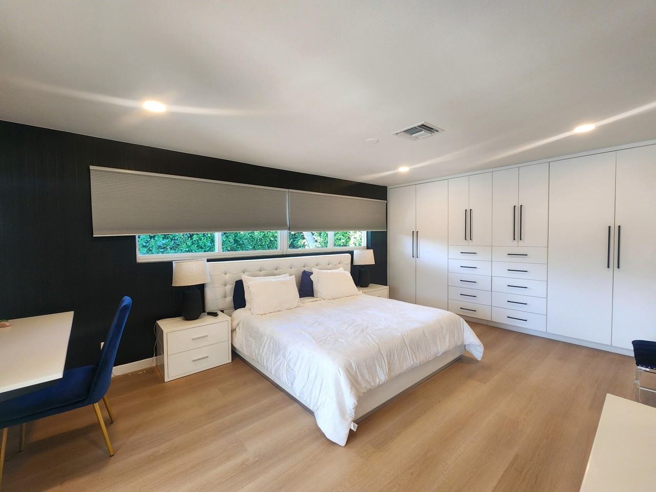 3481 Ne 31st Ave - Photo 7 of 27