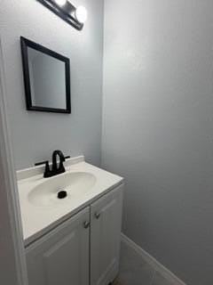 1224 Dovehill Dr - Photo 4 of 6