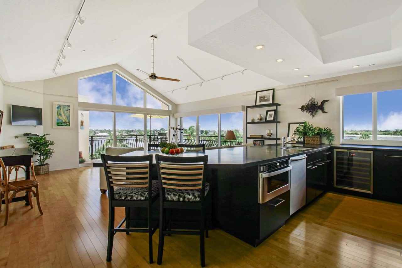 314 Inlet Way Unit 303 - Photo 4 of 33