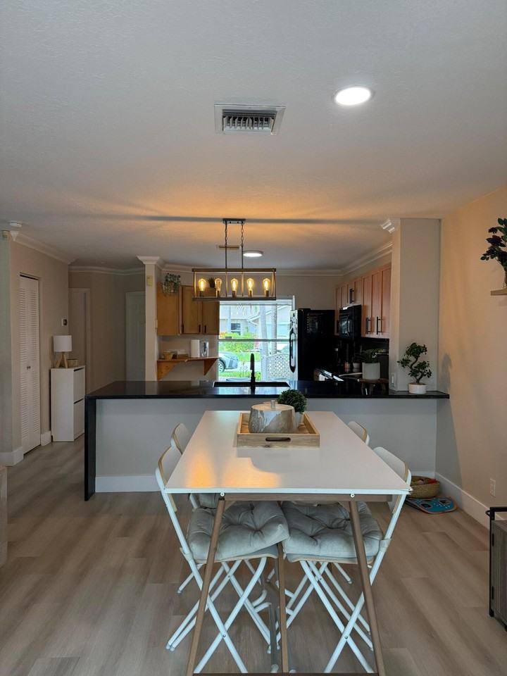 1120 W Lakes Dr - Photo 5 of 28